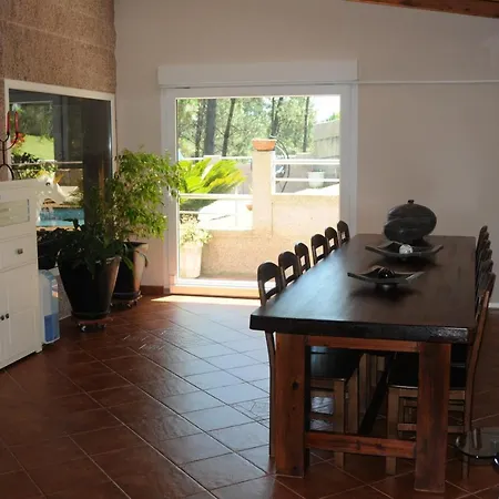 Cuesta Lodge *